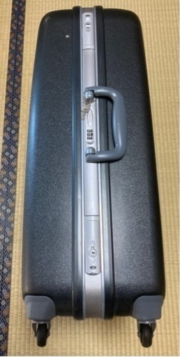 スーツケース　グレー