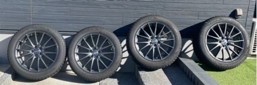 スタッドレスタイヤ　トーヨータイヤ ウィンタートランパスTX 225/55R19