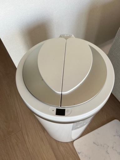 自動ゴミ箱 ジータ