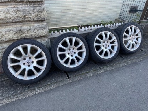 CR-V純正ホイール 215/45ZR18