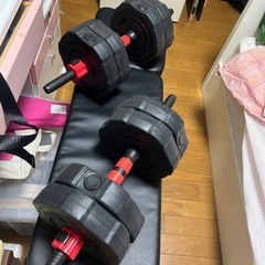 ダンベル、フラットベンチ
