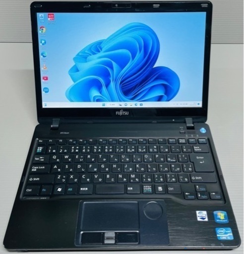 美品です。Windows11 バッテリー駆動OK モバイルノートPC