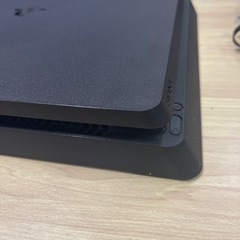 中古 動作品 ps4 プレイステーション4 プレステ4 cuh-2000a 500GB ジェットブラック 付属あり 2023/01/01の画像