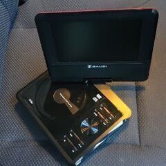 DVDプレーヤー　７インチ　ジャンク動作品