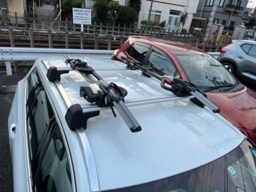 ボルボ　サイクルキャリア（2台分）　純正アクセサリー