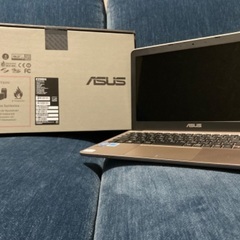 美品★ASUS ノートパソコン