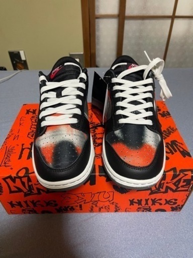 スニーカー Nike Dunk Low Graffiti 
