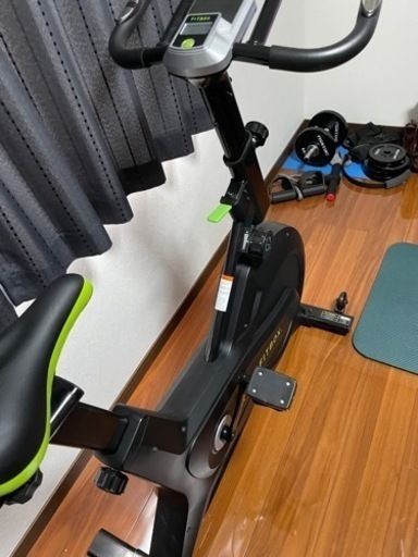 fit box エアロバイク　フィットネスバイク