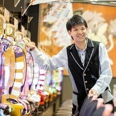 パチンコ店の【店舗スタッフ】ボーナス年2回／月9日休み＆年休10...