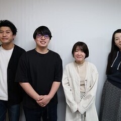 土日祝日は時給プラス100円/大型連休出勤奨励金あり/嬉しい服装...