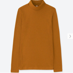 085 UNIQLO トップス