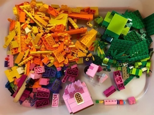 LEGO大量パーツ9.7キロ　基礎板48×48㎝付