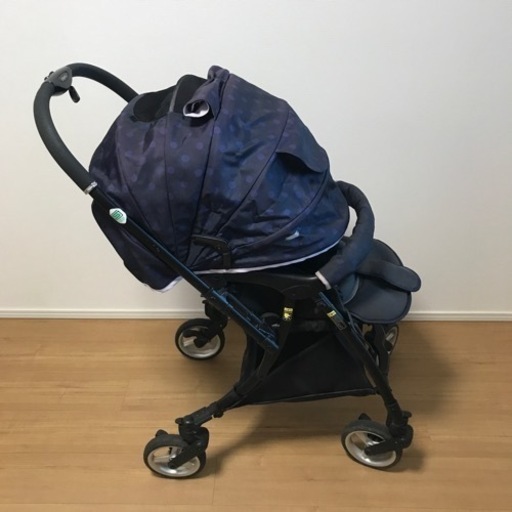 ピジョン　Runfee ef A型ベビーカー