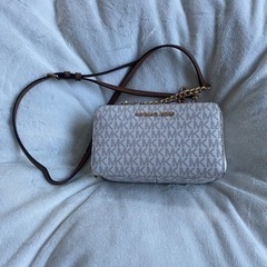 MICHAEL KORS✨マイケルコースバックの画像