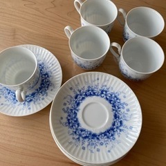 (お取引中です)コーヒーカップとソーサー　yamaka 5客セット　美品の画像
