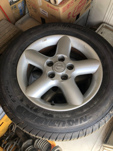 エクストレイル純正　4本