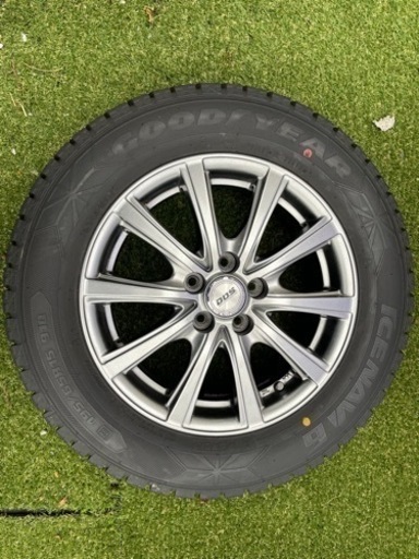 スタッドレスタイヤとホイールセット❗️