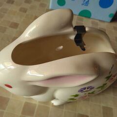 うさぎ（陶器置物　蚊遺器）新品の画像