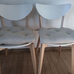 IKEAダイニング椅子2つ（受渡予定となりました）の画像