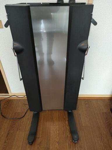 TOSHIBA ズボンプレッサー 高級グレード