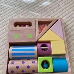 中古ACTUSミュージック積木(1才〜)お譲りします。