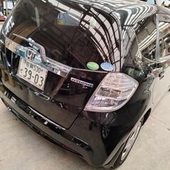H25/02  車検令和6年2月 人気のフィット  ハイブリッドスマートセレクション 車検令和６年2月　乗って帰れます！不具合無くすこぶる快調です　現状渡しでよければ　３４００００円でお渡しする事も出来ます　の画像