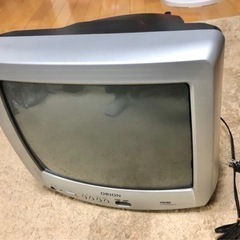 14型ブラウン管テレビ、デジタルチューナー付き