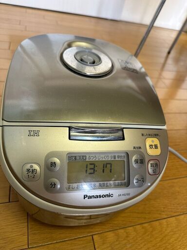 予約済み　炊飯器　パナソニック 電気釜 Panasonic SR-HG102