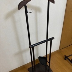 制服掛け(取りに来られる方限定)