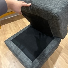 ソファー　オットマンの画像