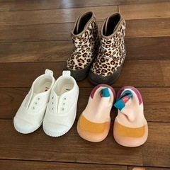 ベビー　靴　