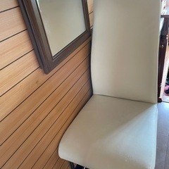 椅子の画像