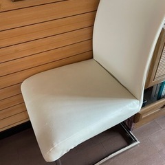 椅子の画像