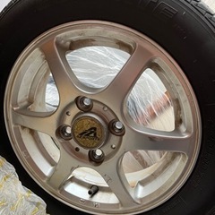 ダンロップ夏タイヤ4本