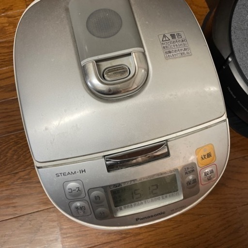 電気炊飯器