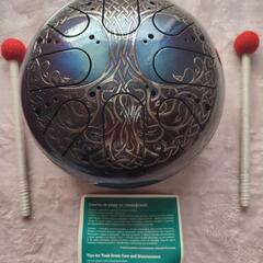 Kosmosky steel tongue drum の画像