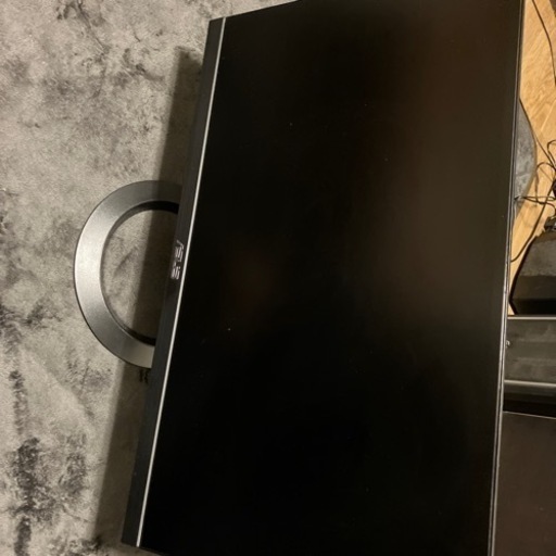 ASUS 23インチ