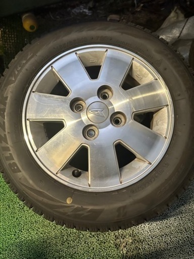 ダイハツ純正ホイール　ブリヂストン　スタッドレス　13インチ
