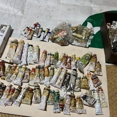 交渉中　油絵の具、画用液、膠などセット