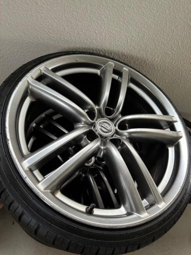 フーガ純正19インチ　タイヤほぼ新品　流用に