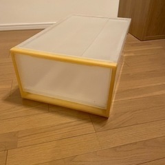 無料、無印衣装ケース