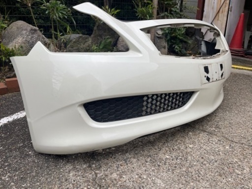 スカイラインクーペV36のバンパー