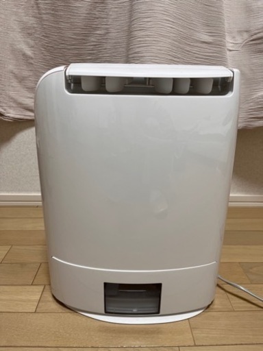 【お渡し予定決定済】⭐️Panasonic 除湿機⭐️