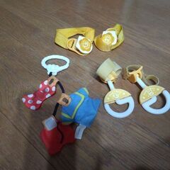 ○ベビーカー付属玩具3点の画像