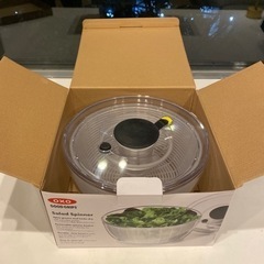 OXOのサラダスピナー（大）（ほぼ新品）の画像