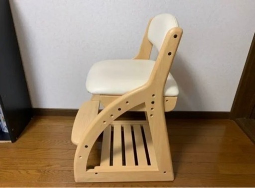 コイズミ　学習机用イス