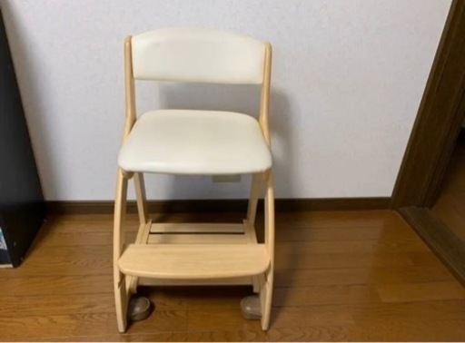 コイズミ　学習机用イス