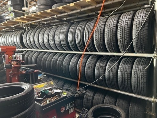 225/65/17 スタッドレスタイヤ(4本)、交換込み、アマントレーディング株式会社、大府市