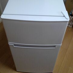 小型冷蔵庫2020年製の画像