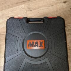 【期間限定】MAXフィニッシュネイラー本体（ケース付き）の画像